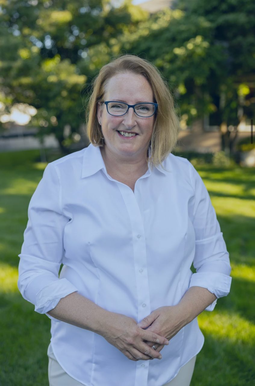 Cindy Maxwell-Ostdiek